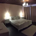 History Unique 3* Veliko Tarnovo