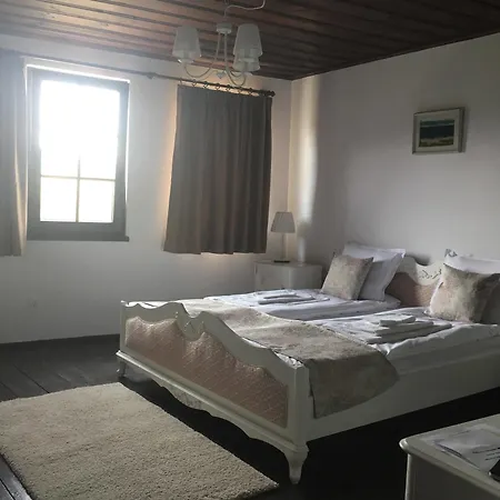 History Unique 3* Veliko Tarnovo