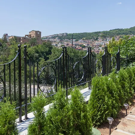 History Unique 3* Veliko Tárnovo