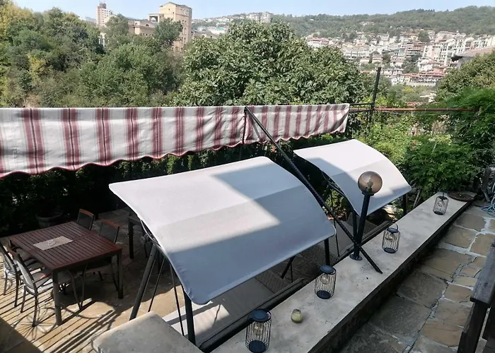 History Unique Guest house