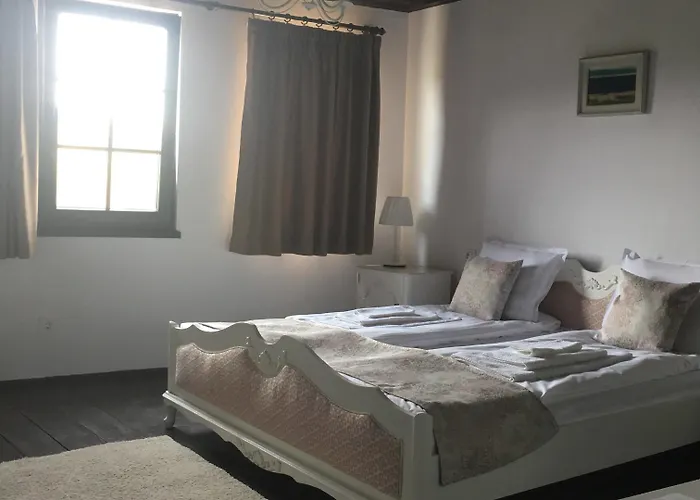 History Unique 3* Veliko Tarnovo