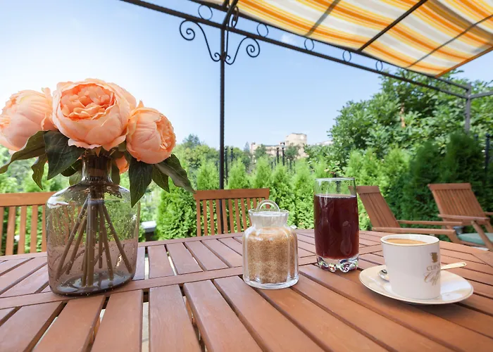 History Unique Guest house